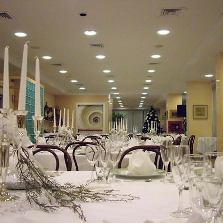 Hotel Acerboli Ріміні Екстер'єр фото
