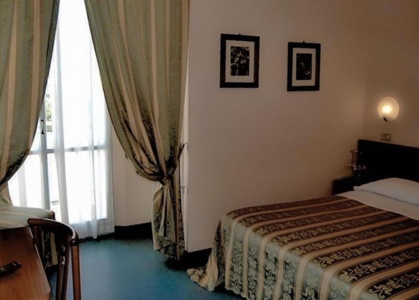 Hotel Acerboli Ріміні Екстер'єр фото