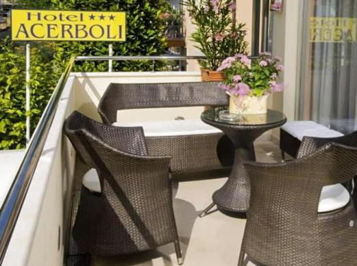 Hotel Acerboli Ріміні Екстер'єр фото